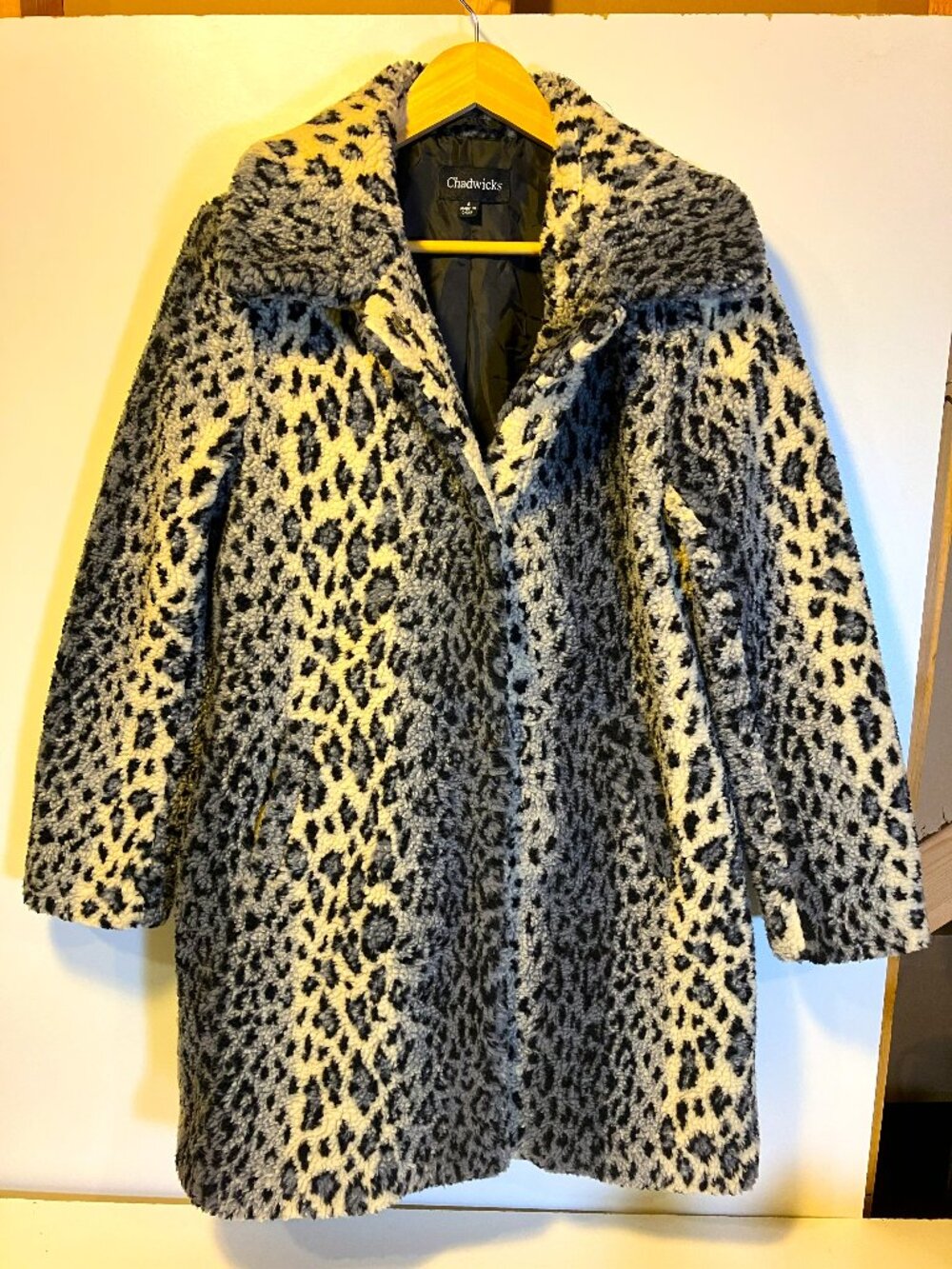 CHADWICKS OF BOSTON Leopard Print Fleece Coat.  Size S.  Excellent.